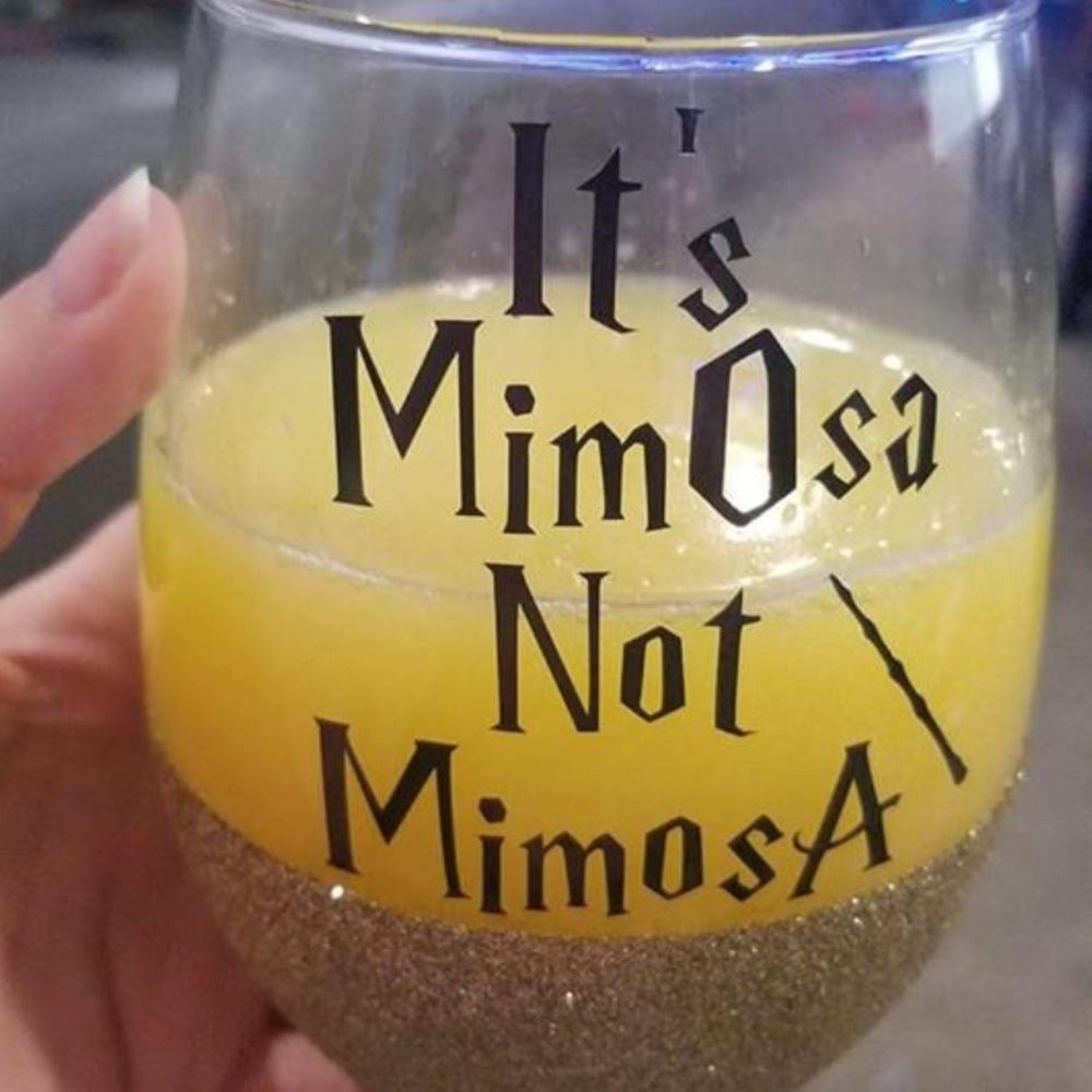 Meet your Posher, Leticia